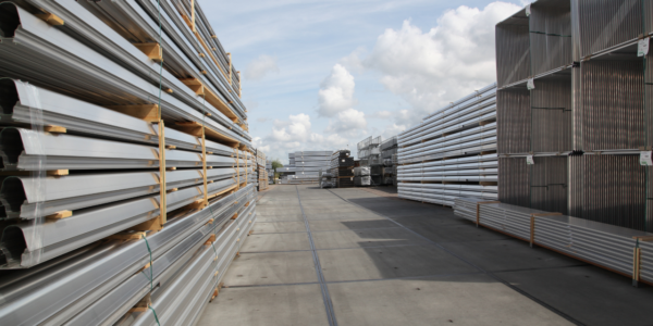 Onze kernactiviteiten – manufacturing, engineering en shipping – vormen de fundering onder elk succesvol glastuinbouwproject.